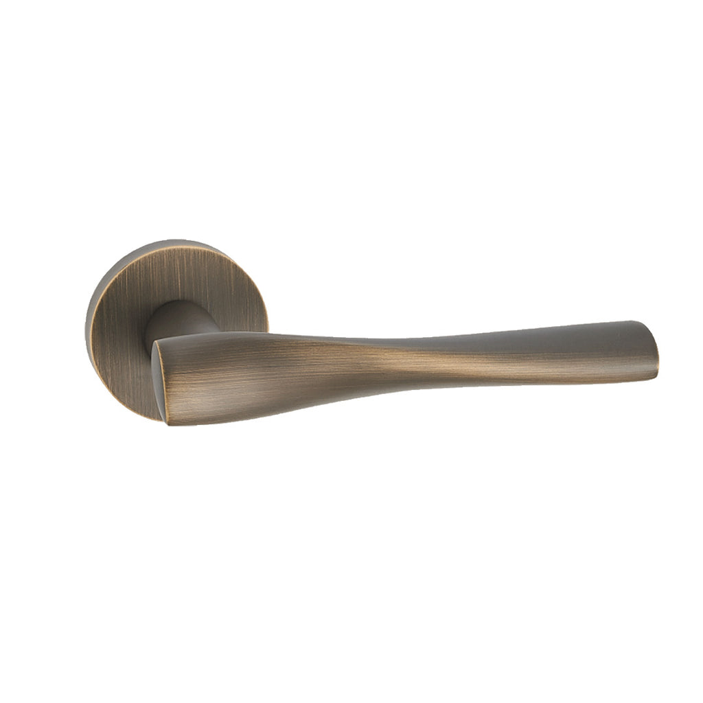 The Clifton – Smooth Handle