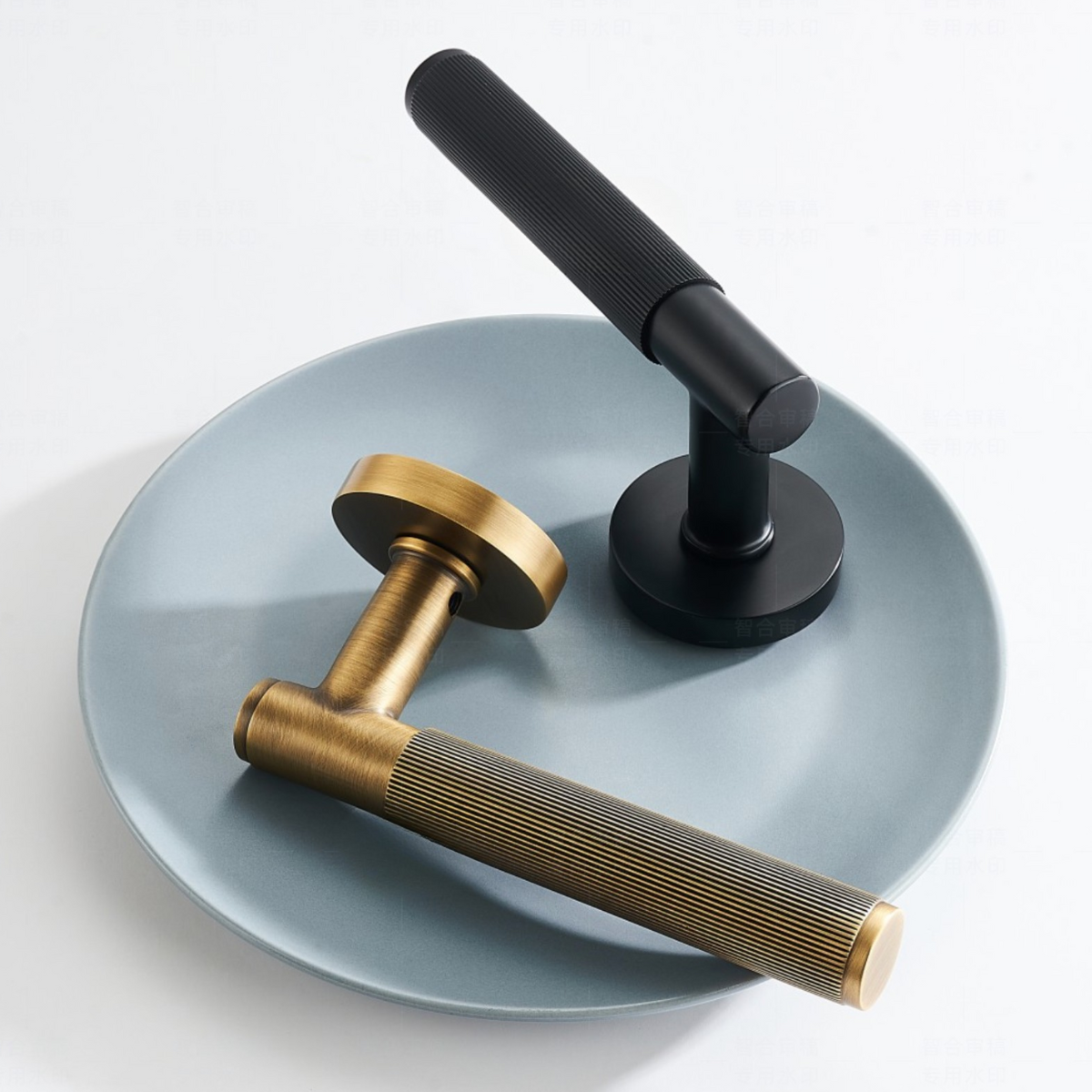 The Holborn — Lined Handle