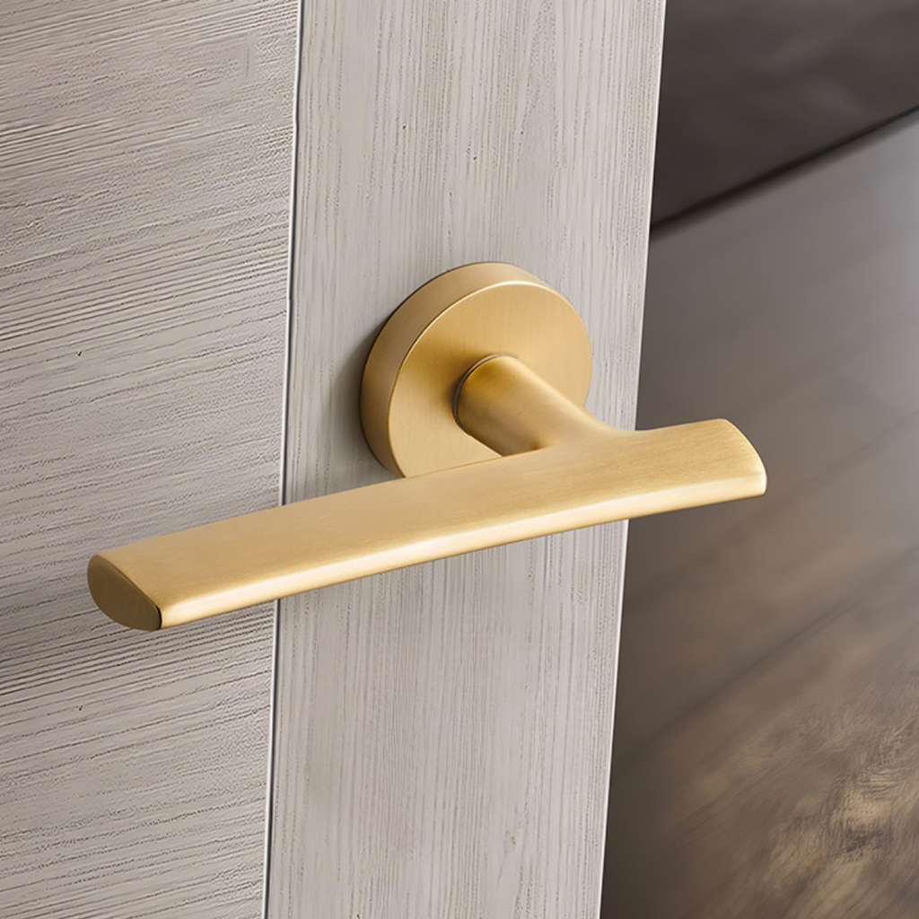 The Mayfair — Smooth Handle