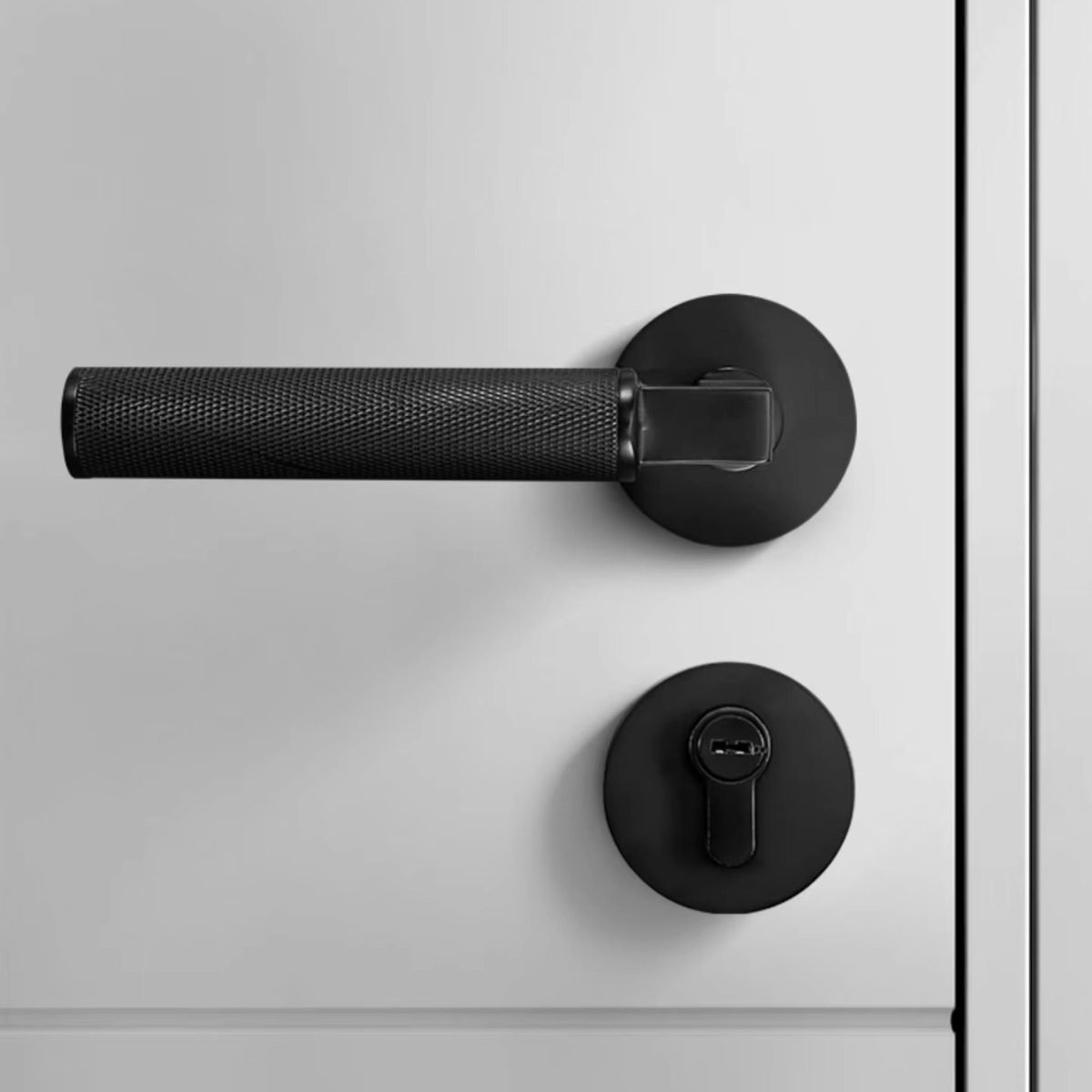 The Langford – Knurled Handle