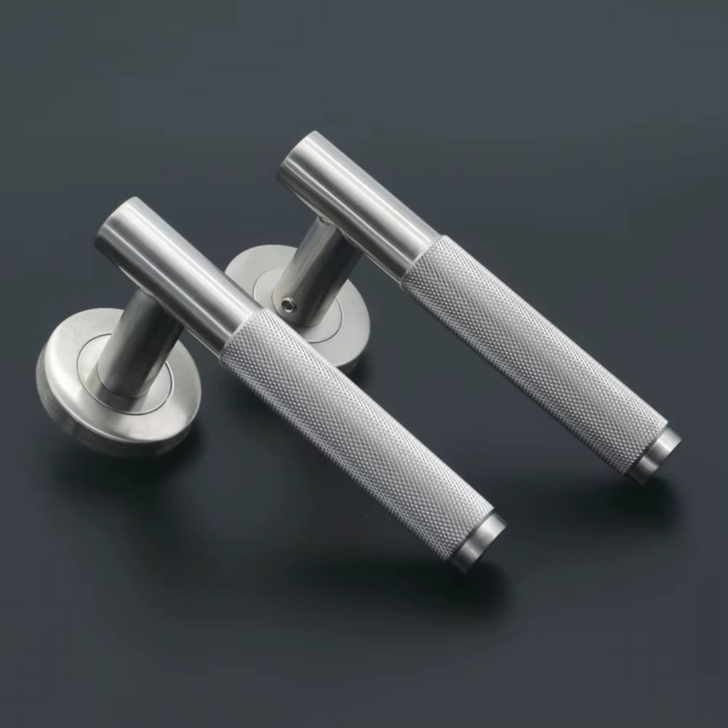 The Belmont – Knurled Handle