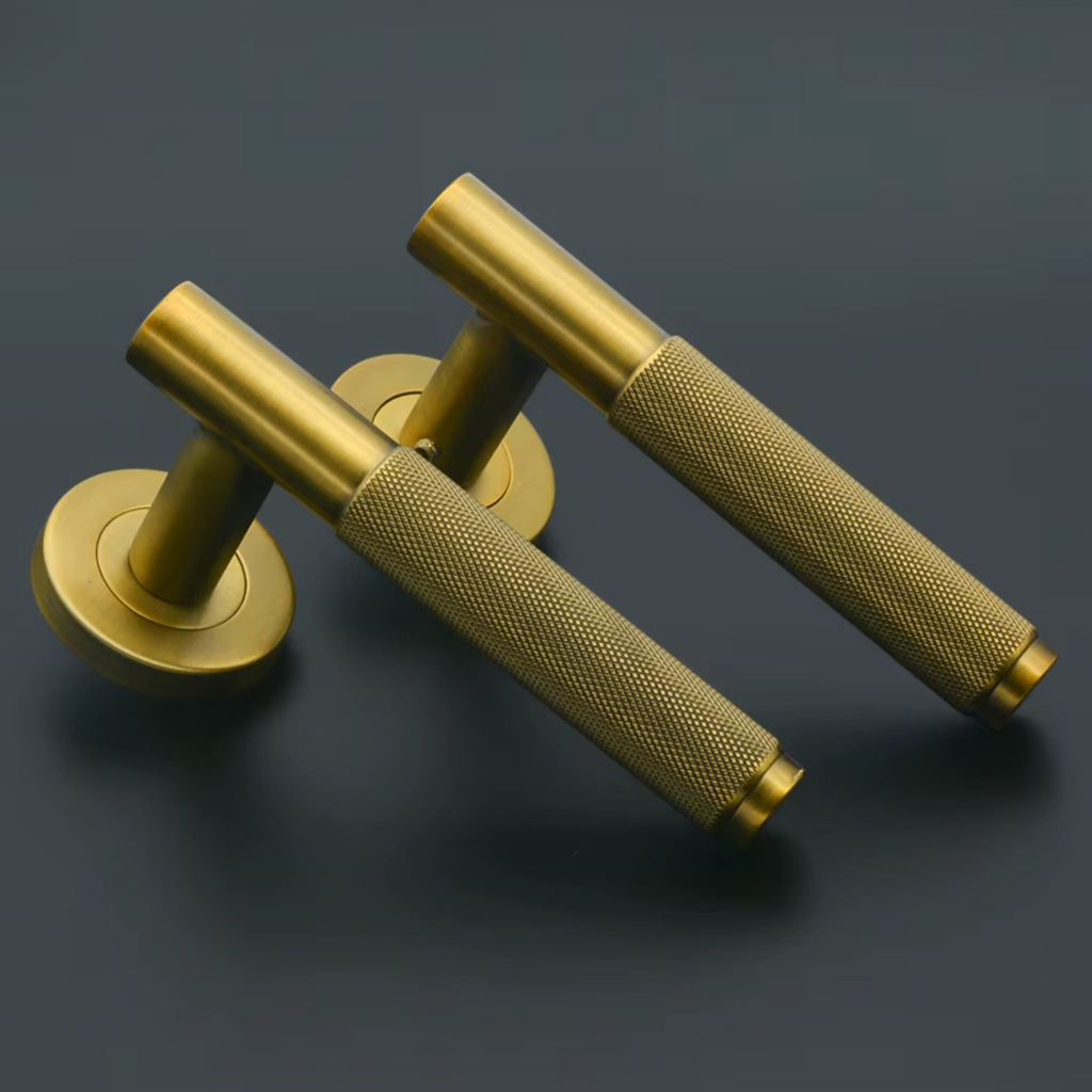 The Belmont – Knurled Handle